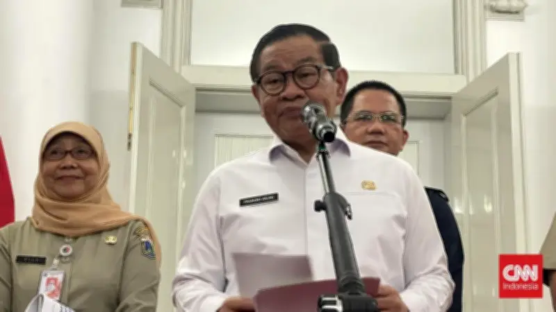 Pramono Siapkan Sarpras untuk Dukung Gerakan Pilah Sampah dari Rumah
