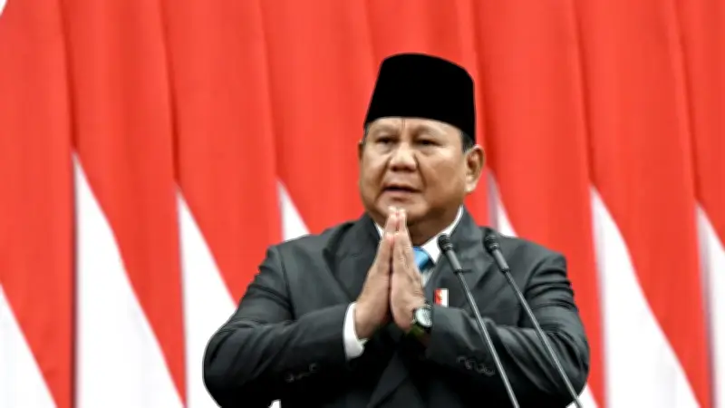 Presiden Prabowo Salat Idul Adha di Paris, Wapres Gibran di Istiqlal