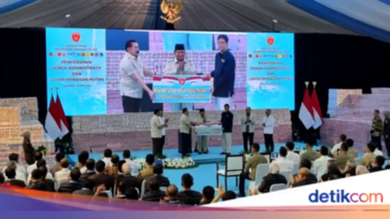 Presiden Prabowo Senang Hadiri Penyerahan Uang Sitaan Rp 10,2 Triliun ke Kas Negara