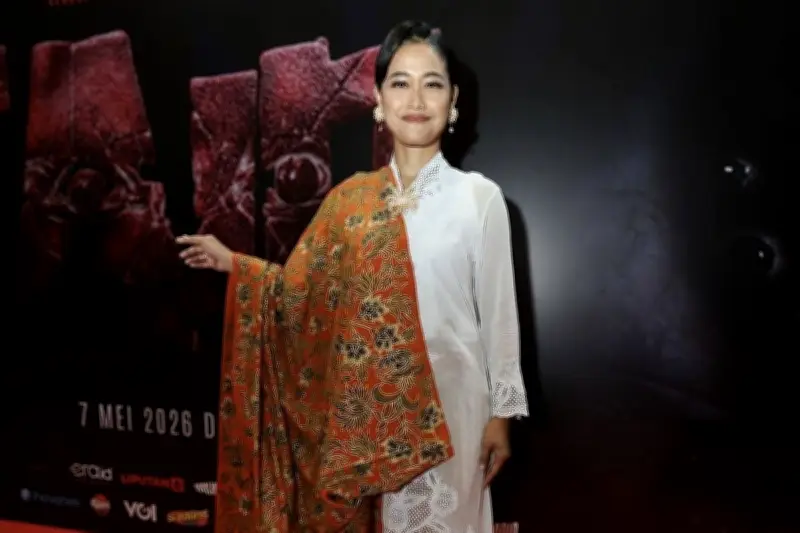 Putri Ayudya Geli Syuting dengan Belatung di Film Ain