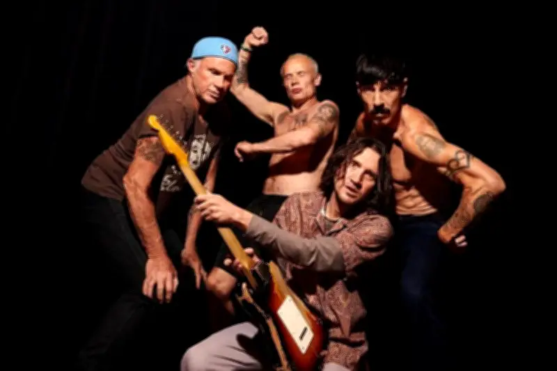 Red Hot Chili Peppers Jual Katalog Rekaman ke Warner Music Rp 4,9 Triliun