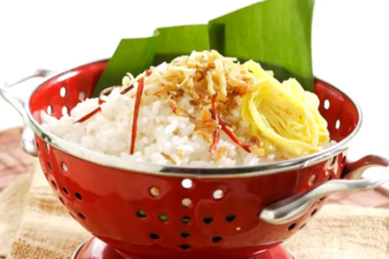 Resep Nasi Uduk Pakai Rice Cooker, Tips Wangi dan Pulen