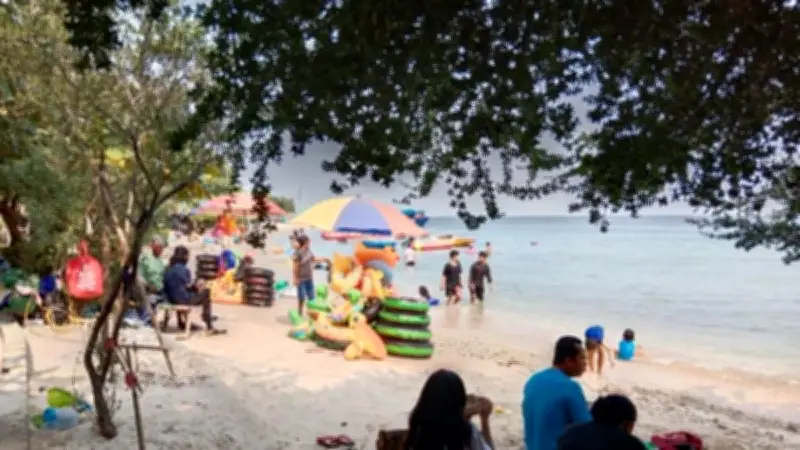 Ribuan Wisatawan Padati Kepulauan Seribu Saat Libur Kenaikan Yesus Kristus