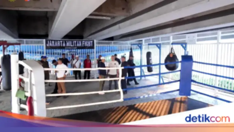 Ring Tinju di Kolong Flyover Pasar Rebo untuk Cegah Tawuran Remaja