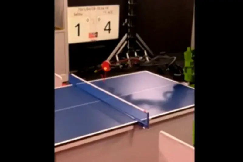 Robot AI Sony Kalahkan Pemain Tenis Meja Profesional