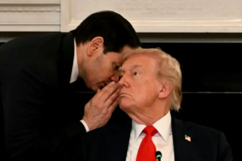 Rubio Desak NATO Siapkan Rencana B Buka Selat Hormuz