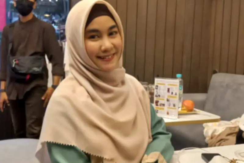 Rumah Anisa Rahma di Bandung Ludes Terbakar, Atap Roboh