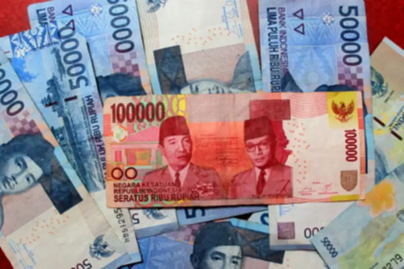 Rupiah Sentuh Rp 17.700 per Dollar AS, Publik Khawatir Krisis Moneter
