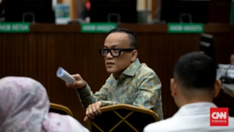 Sakit Gigi, Eks Wamen Noel Ebenezer Tetap Jalani Sidang Tuntutan Pemerasan