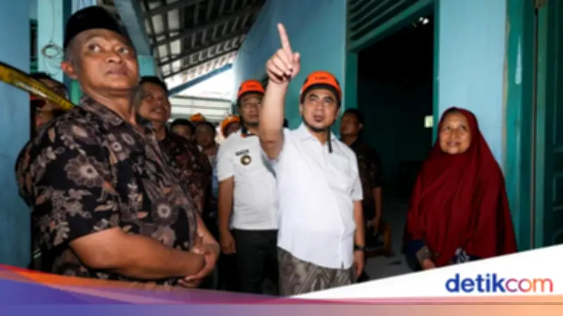 Taj Yasin Bantu Perbaiki Tiga Kelas Roboh di Sragen, Dana Rp50 Juta Disiapkan