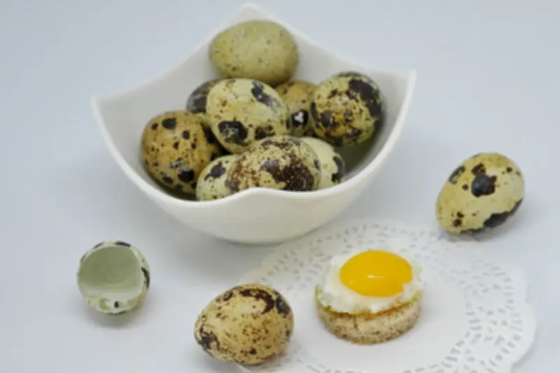 Tambahkan 2 Bumbu Dapur Ini Saat Merebus Telur Puyuh, Ini Alasannya