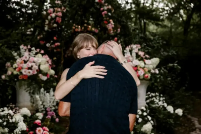 Taylor Swift Hubungi Langsung Teman untuk Detail Nikah, Cegah Bocor