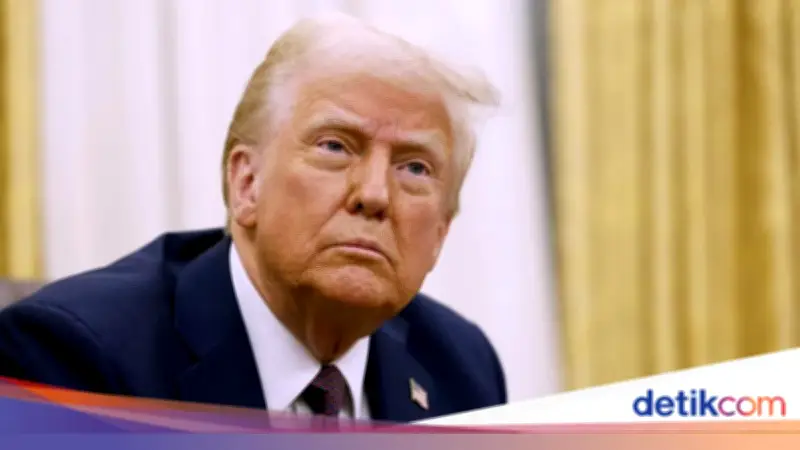 Trump Ancam Tingkatkan Operasi Militer di Selat Hormuz Jika Kesepakatan Iran Gagal
