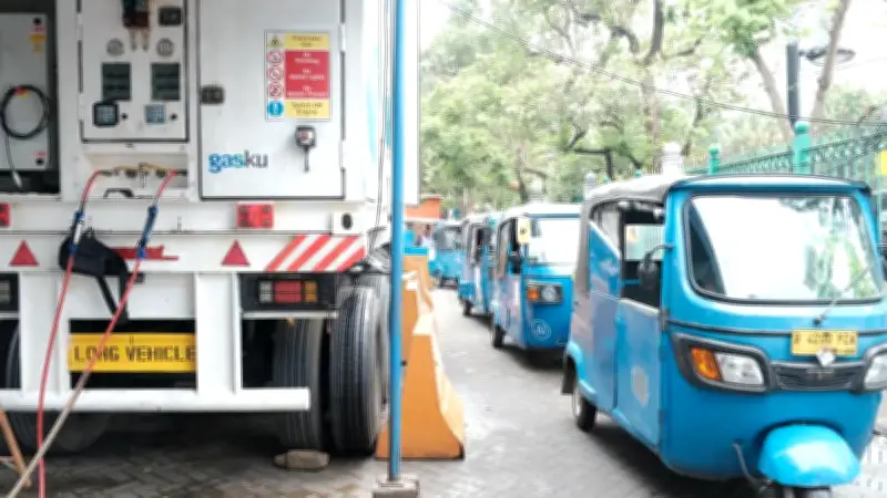 Tukar Botol Plastik Jadi Kupon BBG, PGN Dukung Transportasi Rendah Emisi