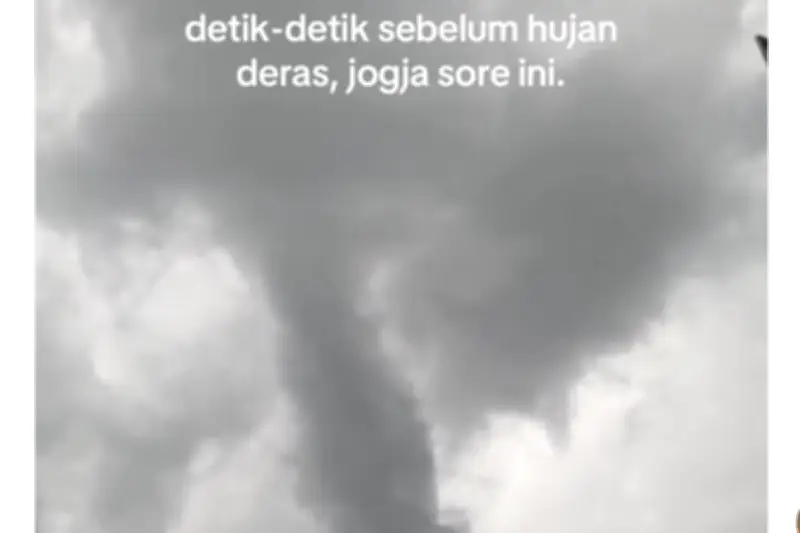 Video Pusaran Angin Viral di Langit Yogyakarta Sebelum Hujan Deras