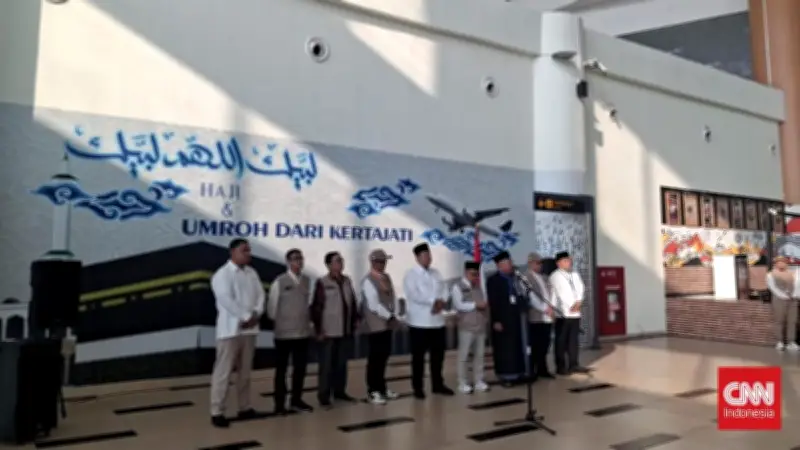 Wakil Ketua DPR Lepas 438 Jamaah Haji Kabupaten Bandung di Kertajati