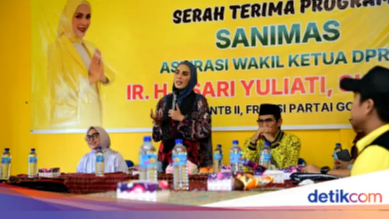 Wakil Ketua DPR Serahkan Bantuan Sanimas di Lombok untuk Akses Sanitasi Layak