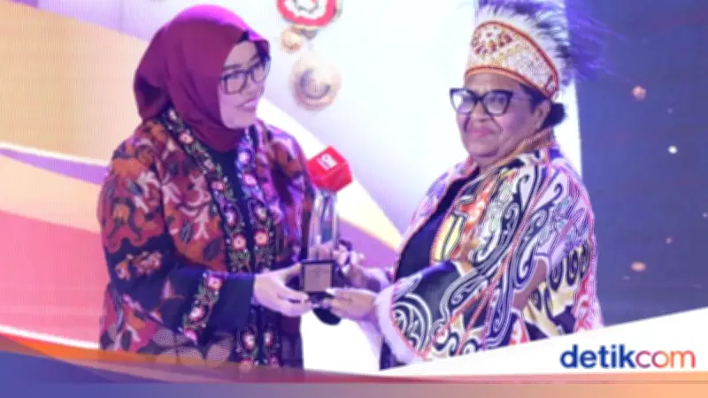 Wamendagri Ribka Haluk Ajak Perempuan Berperan Aktif Wujudkan Indonesia Emas