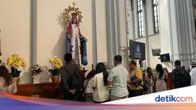 2.300 Umat Hadiri Misa Kenaikan Yesus Kristus di Gereja Katedral Jakarta