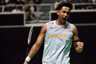 Alwi Farhan Kunci Kemenangan Atas Shi Yu Qi di Singapore Open 2026