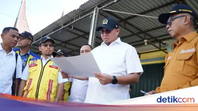 Andre Rosiade Tinjau Jalan Seribu Lubang, Ucapan Terima Kasih untuk Prabowo Berjejer