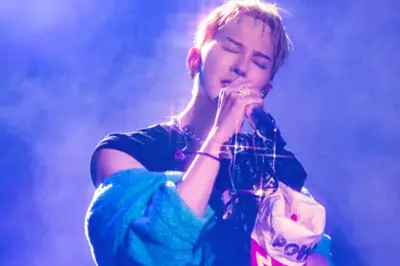 Galaxy Corp Minta Maaf Atas Busana Kontroversial G-Dragon di Makau