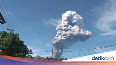 Gunung Dukono Meletus, Kolom Abu Capai 10 Kilometer