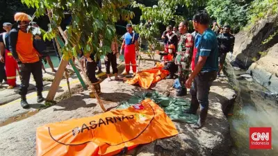 Jembatan Gantung Cunca Wulang Ambruk, Dua Turis Austria Tewas