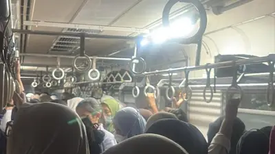 KAI Ungkap Penyebab KRL Berhenti Mendadak: Percikan Api di Tiang Listrik
