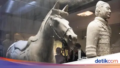 Kaisar Qin Shi Huang Terobsesi Hidup Abadi, Tapi Mati di Usia 49 Tahun