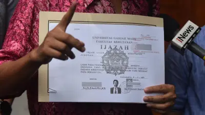 Kasus Ijazah Jokowi: Roy Suryo Yakin Tak Rampung, Kubu Jokowi Minta Tak Tergesa