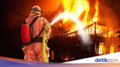 Kebakaran Pabrik Plastik di Cengkareng, Damkar Lakukan Pendinginan 30 Jam