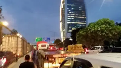 Kemacetan Parah di Tanjung Priok Akibat Depo Kontainer Cakung