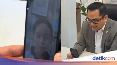 Ketua Komisi II DPR Tawarkan Beasiswa S1 China ke Siswi SMAN 1 Pontianak