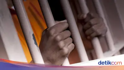 Maling HP di Depok Kabur Lewat Atap Rumah, Terjatuh lalu Diringkus Warga