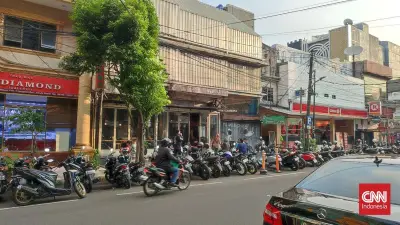 Pemprov DKI Tertibkan 13 Juru Parkir Liar di Blok M, Dibina Dinsos