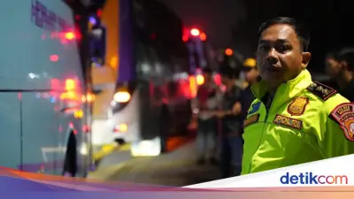 Polda Banten Kawal 15 Ribu Buruh ke May Day di Monas Jakarta