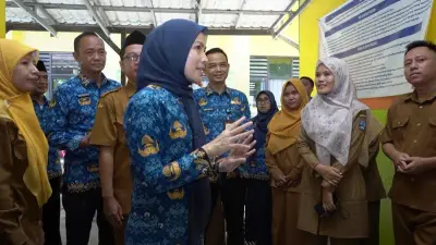 Setahun Zakiyah-Najib, Ribuan Siswa dan Guru di Serang Terima Beasiswa