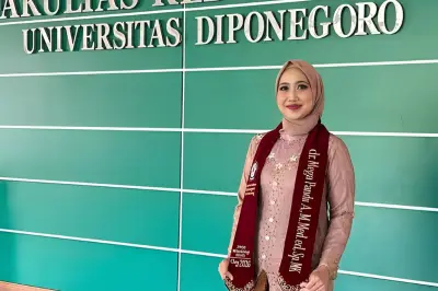 Sosok Dokter Mega Lulus Spesialis Mikrobiologi Undip Raih IPK 4,00