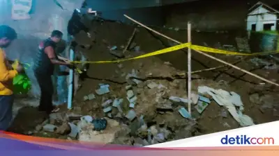 Tembok Penahan Tanah 2,5 Meter di Cianjur Longsor, Satu Pekerja Tewas