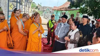 Wali Kota Semarang Sambut Biksu Thudong di Masjid, Simbol Toleransi