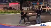ABG di Jakpus Dikeroyok 'Bang Jago' Saat Melerai Keributan