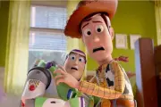 Bad Bunny Bergabung di Toy Story 5, Isi Suara Potongan Pizza Berkacamata