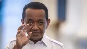 Bahlil Tertawa Dengar Lagu 'Mas Bahlil Ganteng' yang Viral
