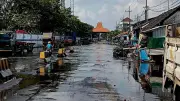 Banjir Rob Rendam Pesisir Surabaya, BMKG Imbau Waspada hingga 21 Mei