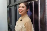 Dewi Perssik Kurban 12 Sapi, Dua Jumbo Berat 2,6 Ton