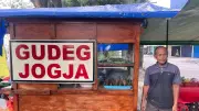 Dua Dekade Jualan Gudeg, Marjono Kini Andalkan QRIS Permudah Transaksi