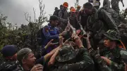 Dua Jasad WN Singapura Ditemukan Berpelukan Tertimpa Batu Erupsi Dukono