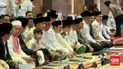 Gibran Salat Iduladha di Istiqlal, Prabowo ke Prancis