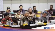 Gubernur BI Jawab Kritik DPR, Yakin Rupiah Menguat Juli-Agustus 2026